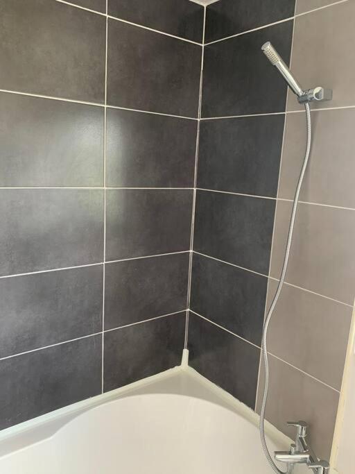 1 Bedroom Annex, Private Bathroom, Peaceful Area Claypits Εξωτερικό φωτογραφία